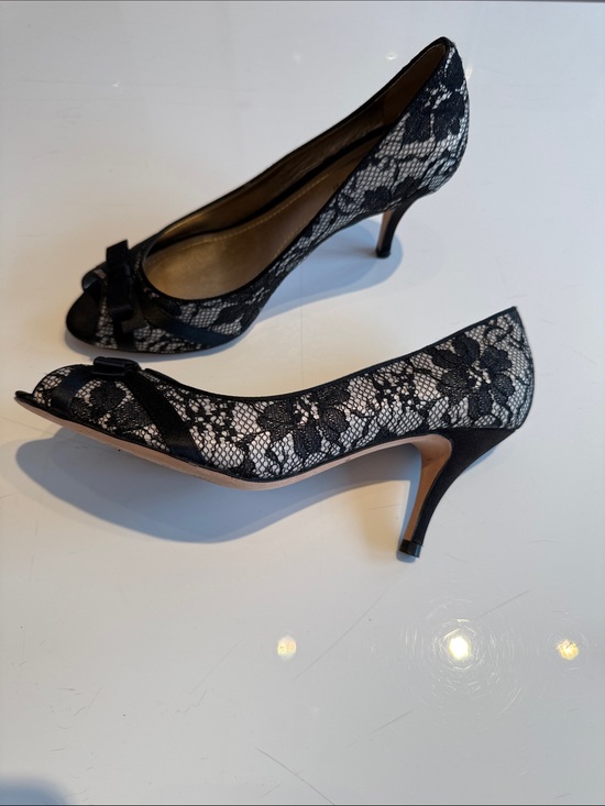 Ann Taylor Shoes - Ann Taylor Monique Black Lace Peep-Toe Heels with Bow Accent 3 inch heel size 8